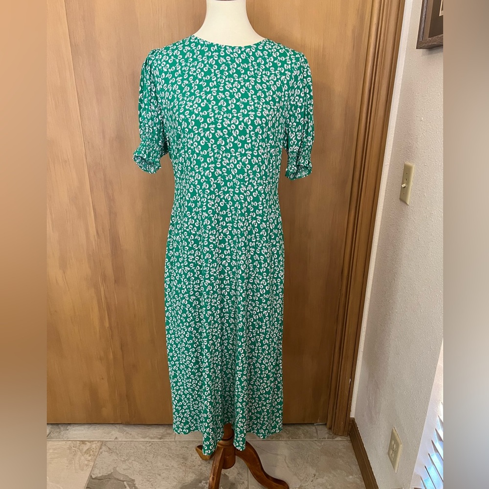 Boden long dress, misses 8, NWT, short sleeve, viscose, floral print